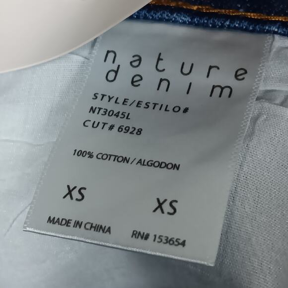 Nature Denim Los Angeles High Rise Distressed Shorts Size XS Button Fly Blue NWT - Picture 6 of 7